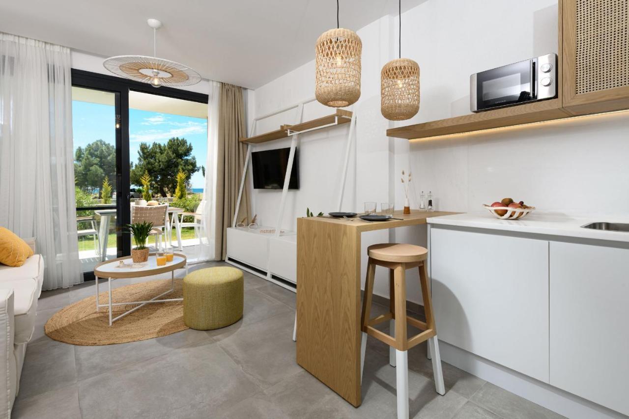 Nisea Beach Apartments Prínos Exteriör bild